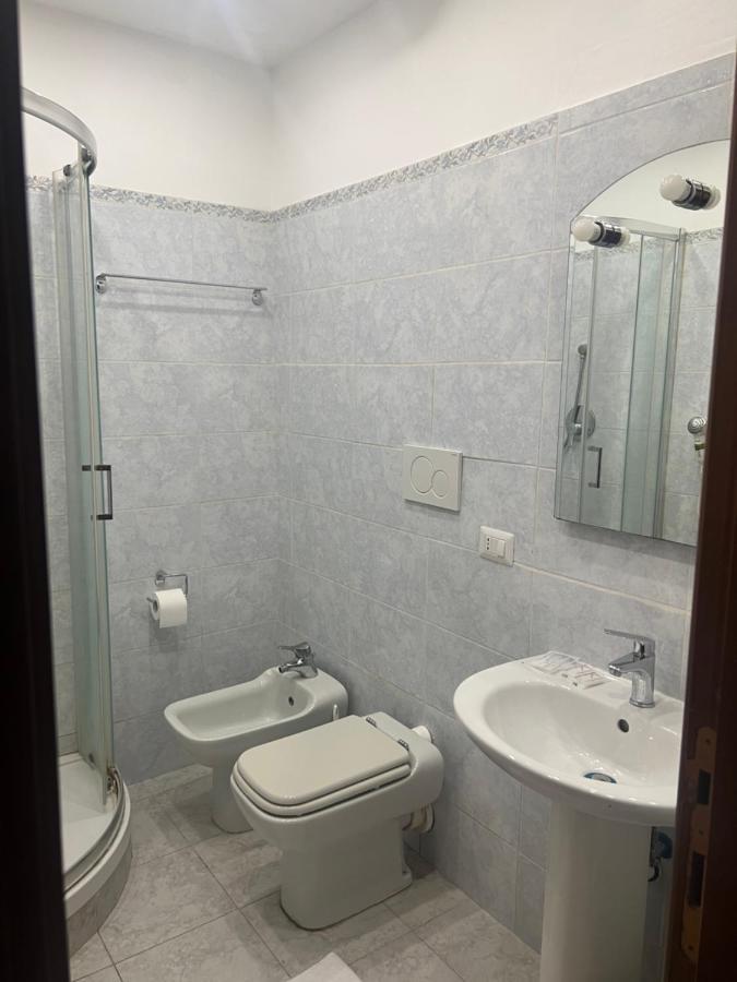 Terminal Guest House 24 Rome Bagian luar foto