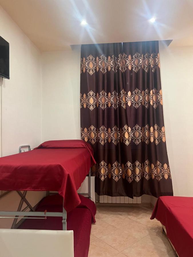 Terminal Guest House 24 Rome Bagian luar foto