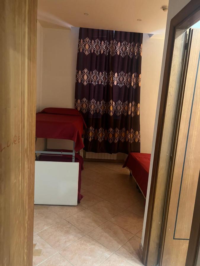 Terminal Guest House 24 Rome Bagian luar foto